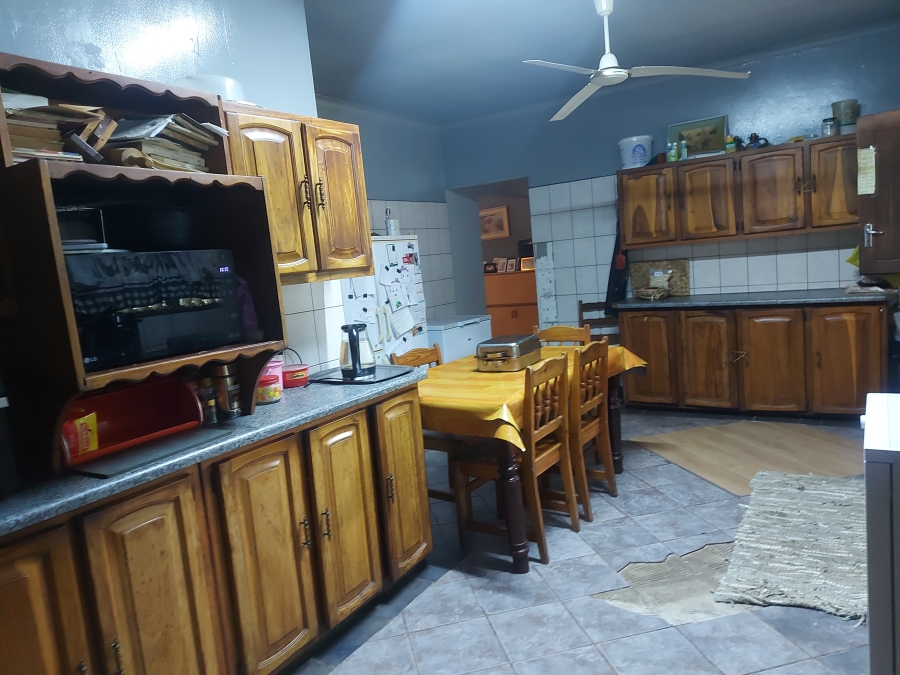 3 Bedroom Property for Sale in Oos Einde North West